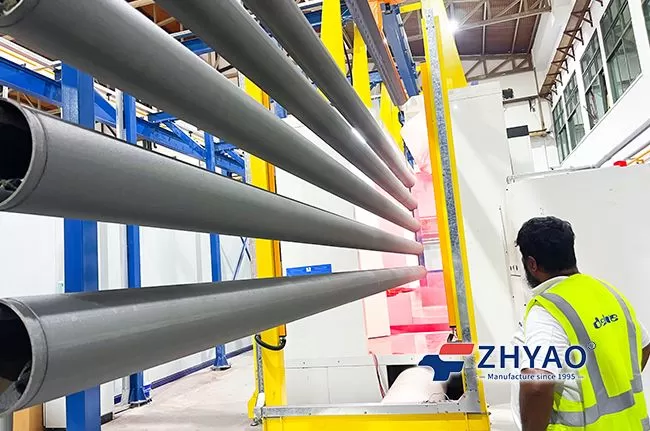 The difference between powder spraying equipment and traditional painting